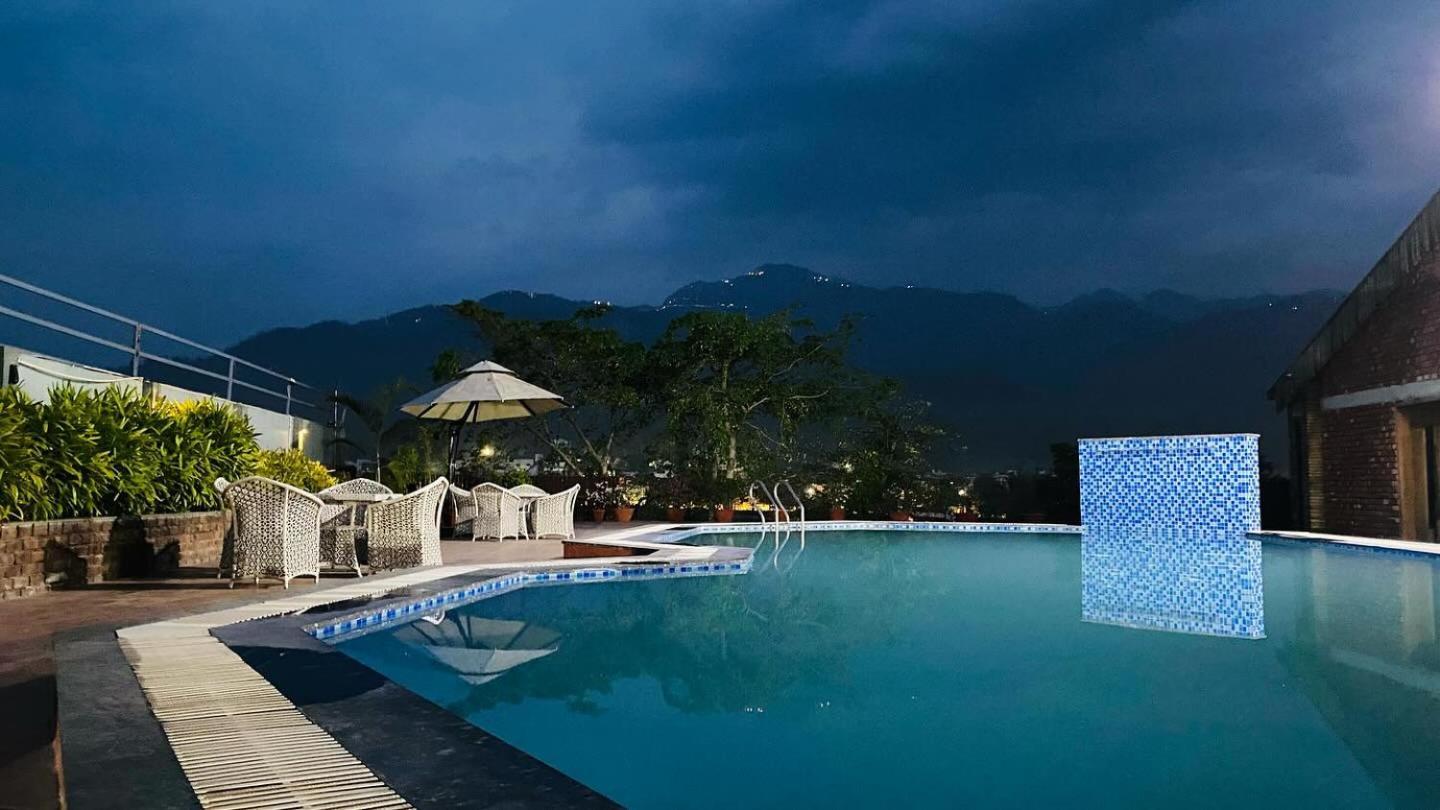 Hotel Natraj Rishikesh Ngoại thất bức ảnh
