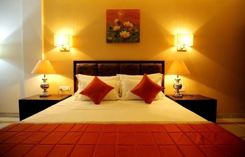 Hotel Natraj Rishikesh Ngoại thất bức ảnh