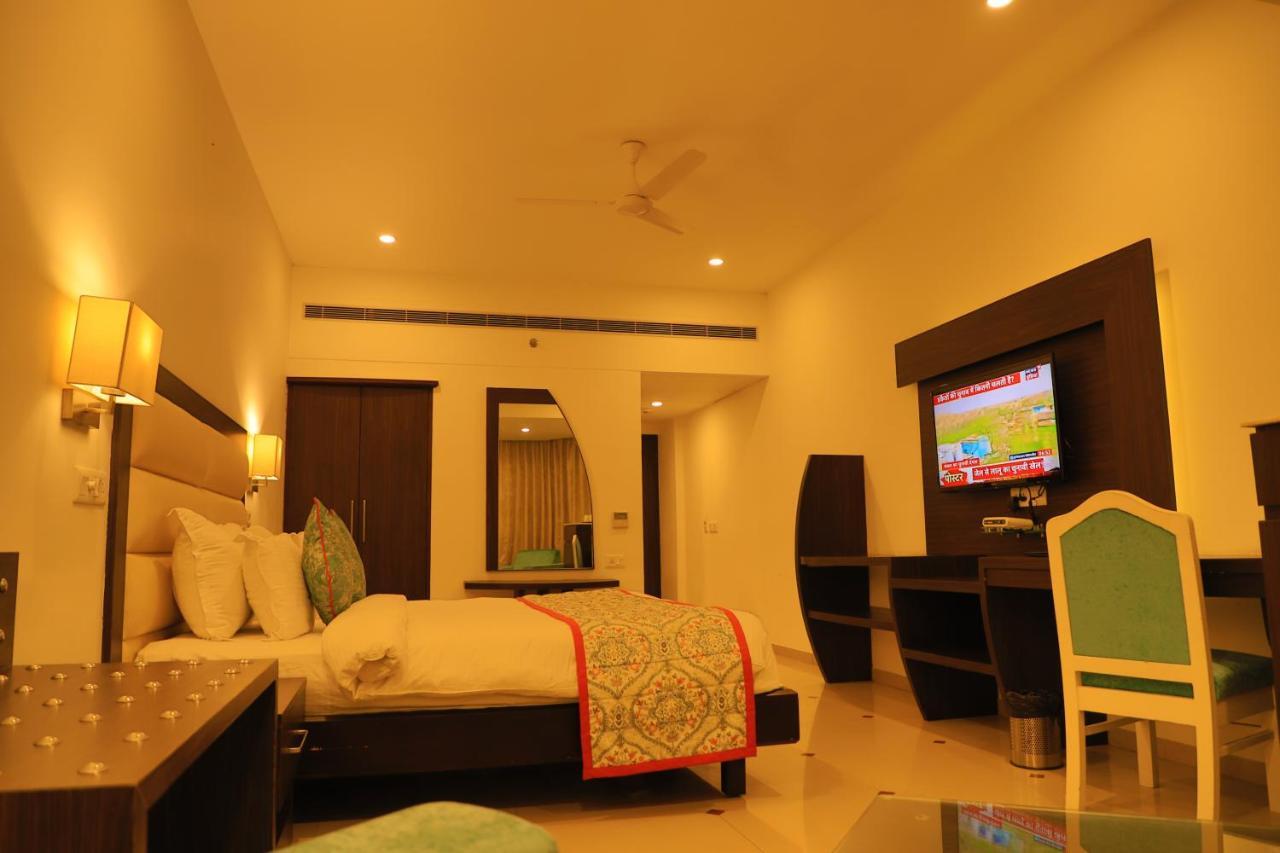 Hotel Natraj Rishikesh Ngoại thất bức ảnh